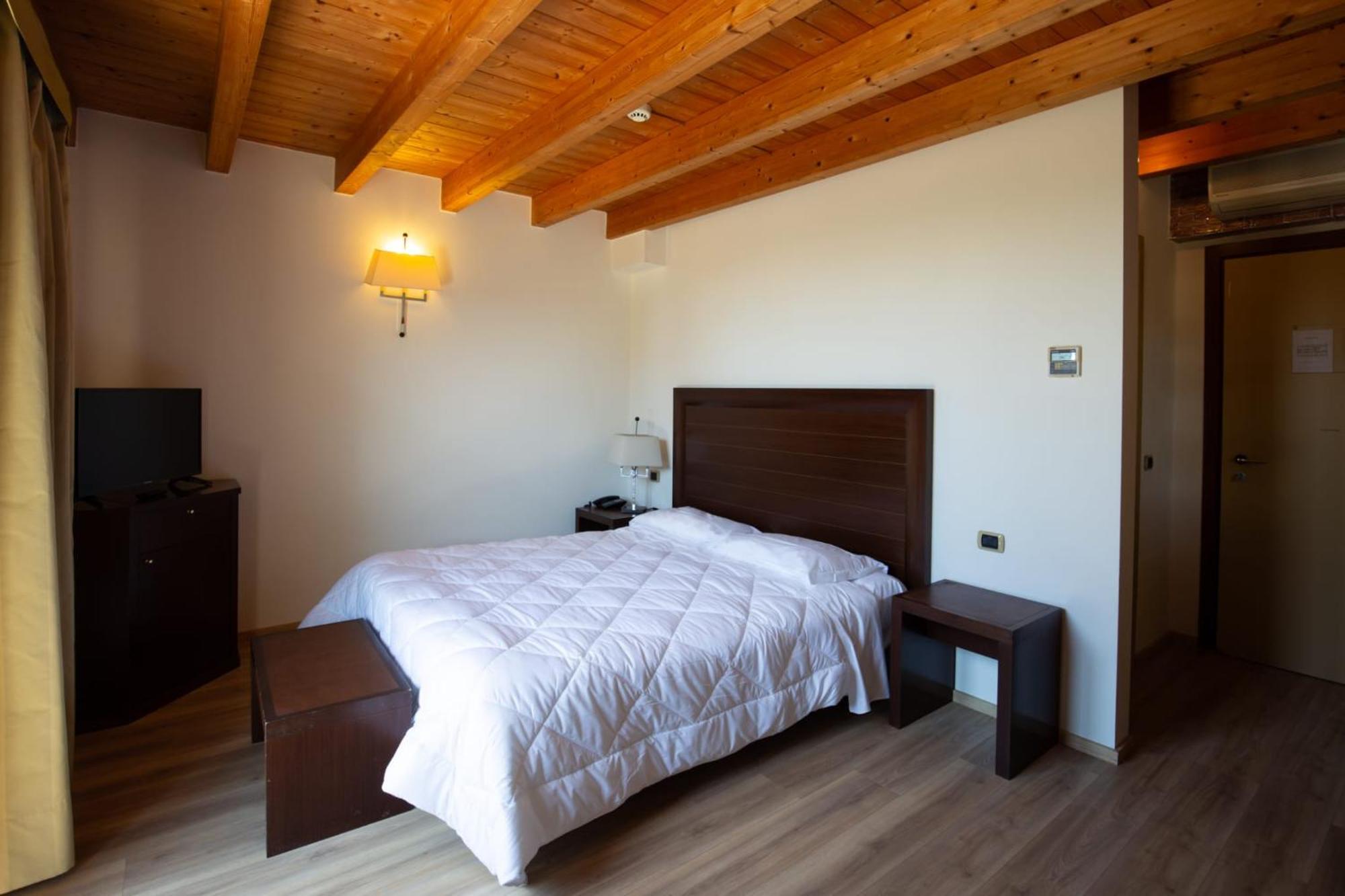 Tenuta Molino Dei Sassi Zevio Exterior foto